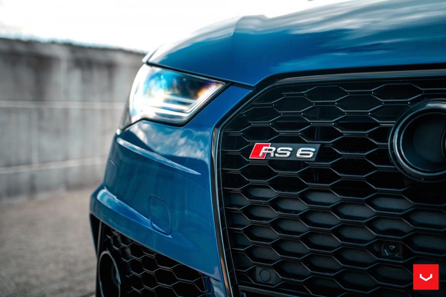 Детали экстерьера Audi RS6 Avant on Vossen Wheels (CV10) 2019 года  (фото 39 из 48)